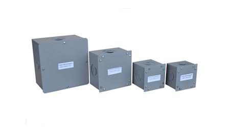 Foto do insumo SINAPI 39773 — CAIXA DE PASSAGEM METALICA DE SOBREPOR COM TAMPA PARAFUSADA, DIMENSOES 40 X 40 X