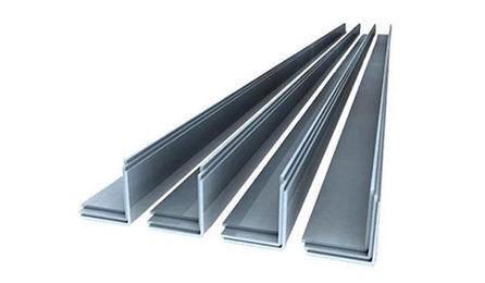 Foto do insumo SINAPI 567 — CANTONEIRA (ABAS IGUAIS) EM ACO CARBONO, 25,4 MM X 3,17 MM (L X E), 1,27KG/M