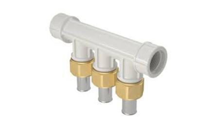 DISTRIBUIDOR, PLASTICO, 3 SAIDAS, DN 32 X 16 MM, PARA CONEXAO COM CRIMPAGEM, EM TUBO PEX PARA INST. AGUA QUENTE/FRIA