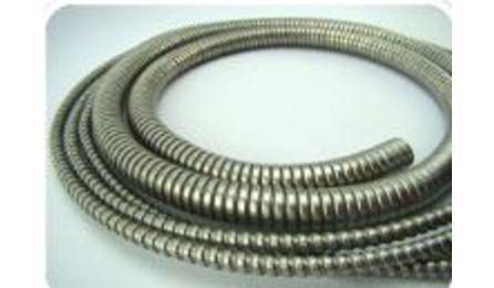 Foto do insumo SINAPI 12061 — ELETRODUTO FLEXIVEL, EM FITA DE ACO GALVANIZADO, SEM REVESTIMENTO, DIAMETRO NOMI