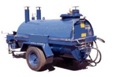 ESPARGIDOR DE ASFALTO PRESSURIZADO, REBOCAVEL, TANQUE DE 2500 L, PNEUMATICO, COM MOTOR A GASOLINA 3,4HP