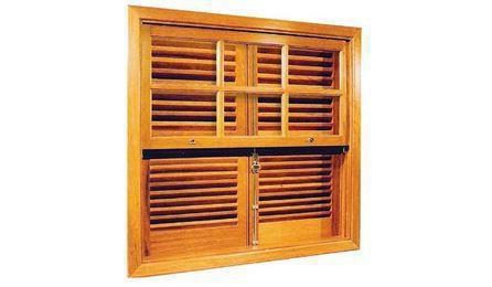 JANELA EM MADEIRA CEDRINHO/ ANGELIM COMERCIAL/ CURUPIXA/ CUMARU OU EQUIVALENTE DA REGIAO, CAIXA DO BATENTE/MARCO *10* CM, 2 FOLHAS DE ABRIR TIPO VENEZIANA E 2 FOLHAS GUILHOTINA PARA VIDRO, COM GUARNICAO/ALIZAR, COM FERRAGENS (SEM VIDRO E SEM ACABAMENTO)