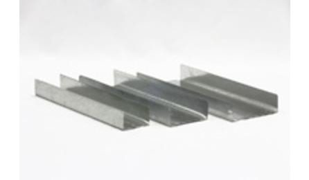 Foto do insumo SINAPI 39418 — PERFIL GUIA, FORMATO U, EM ACO ZINCADO, PARA ESTRUTURA PAREDE DRYWALL, E = 0,5 M