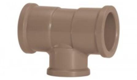 Foto do insumo SINAPI 7130 — TE DE REDUCAO, PVC, SOLDAVEL, 90 GRAUS, 50 MM X 32 MM, PARA AGUA FRIA PREDIAL