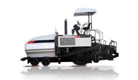 VIBROACABADORA DE ASFALTO SOBRE ESTEIRAS, LARG. PAVIM. 2,60 M A 5,75 M, POT. 110 HP, CAP. 450 T/ H